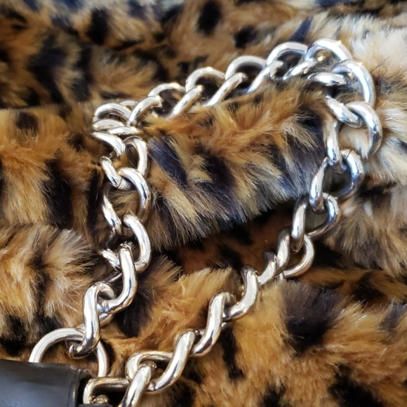 Narciso Rodriguez chain link leather clutch - Picture 2 of 5